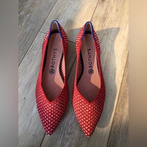 Rothy's Rust and Cream Patterned Flats